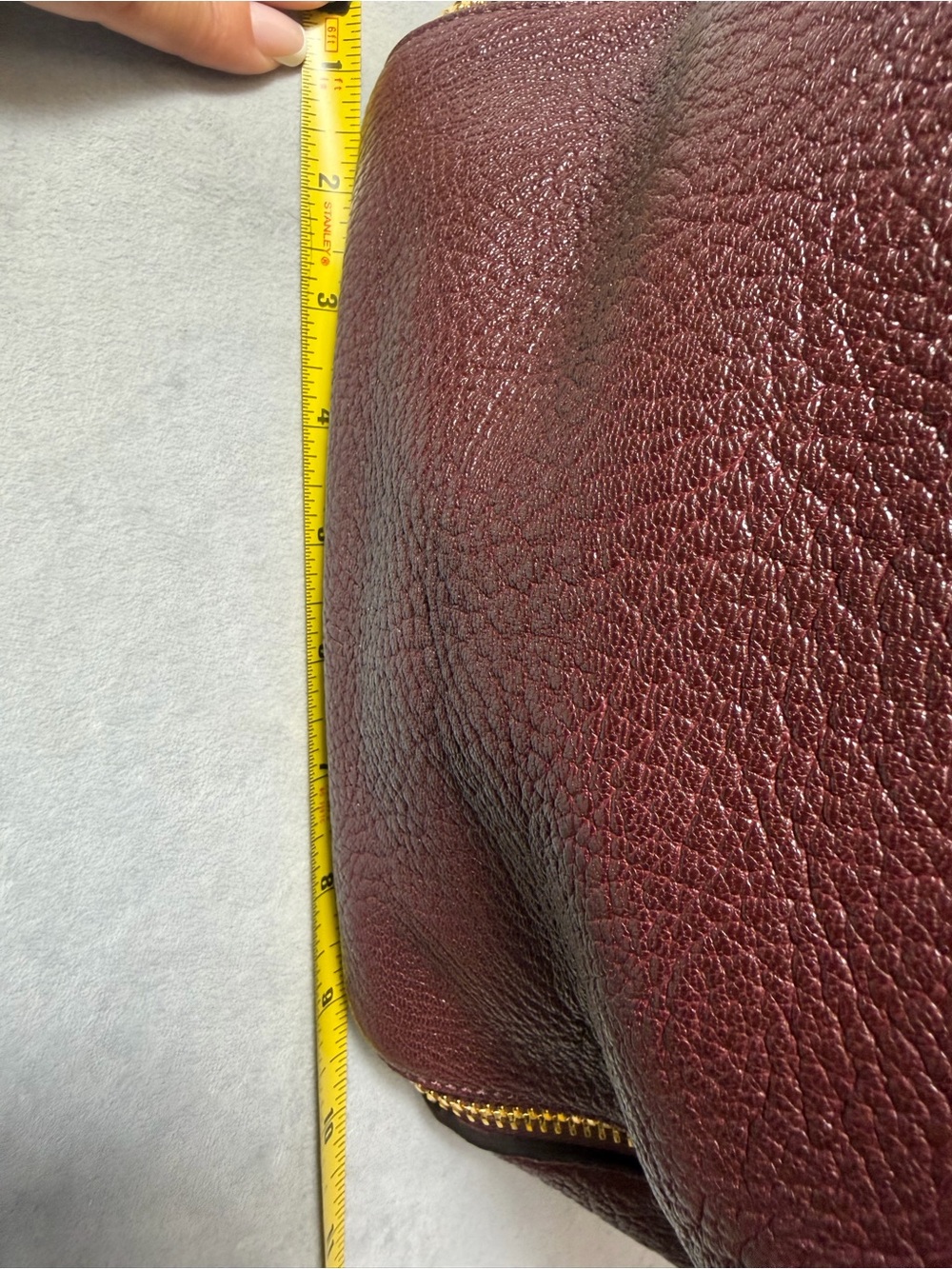 Mulberry Camden Burgundy Leather Shoulder Bag with Gold Hardware - Picture 15 of 16